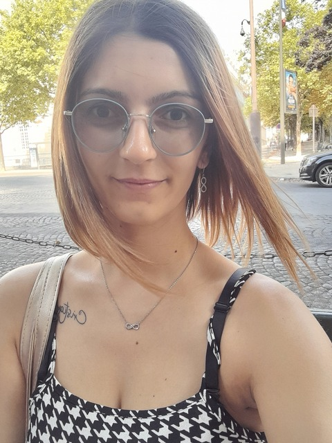 Header of raluca199