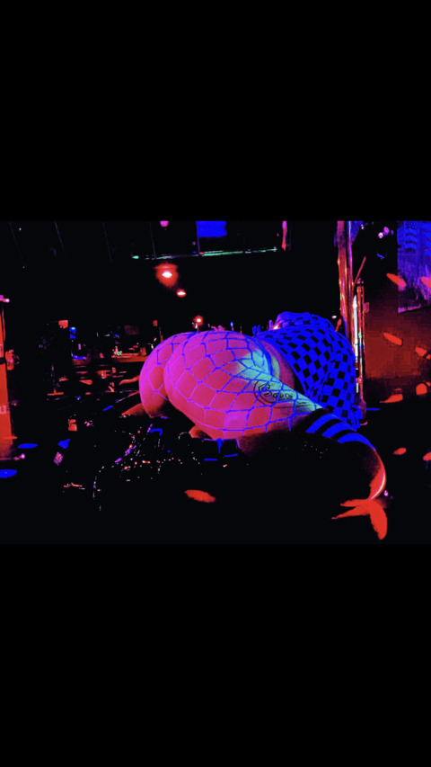 Header of ravenmarie