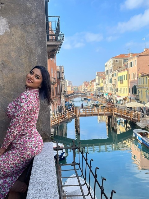 Header of reshma