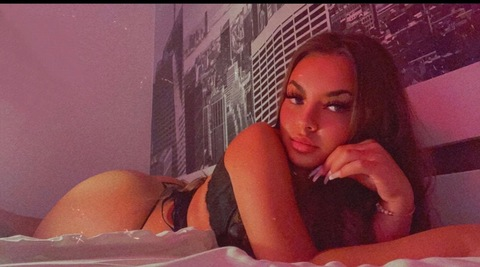 Header of roxy.schwarz