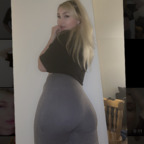 Noelle ✨ (secretnonoo) Leak OnlyFans 

 profile picture