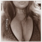 sexyhotmama82 OnlyFans Leaks 

 profile picture
