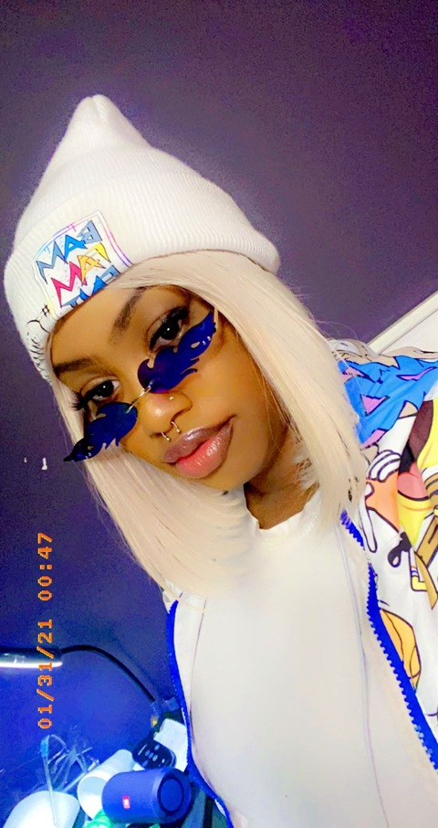 Header of shakima25