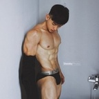 shenkyphoto (ShenkyPhoto) free OnlyFans Leaked Pictures & Videos 

 profile picture
