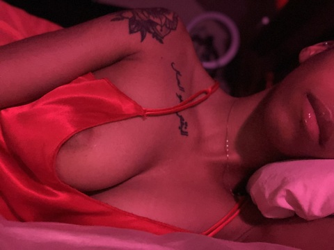 Header of skvnny