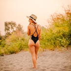 slimthicccbby (Em 🤍) free OnlyFans Leaked Videos and Pictures [UPDATED] profile picture