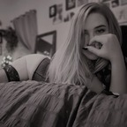 stellakay (stellakay) OnlyFans content 

 profile picture