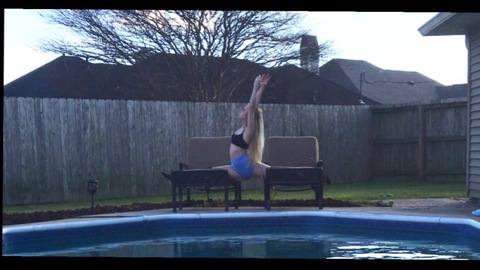 Onlyfans leak stretchwithmejennyv - LeakedOnlyF