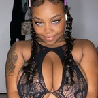 Izziimontana (@sugarrfeets) Leaked OnlyFans 

 profile picture