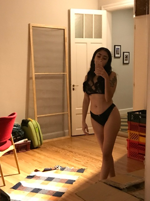 Header of sweetaileen