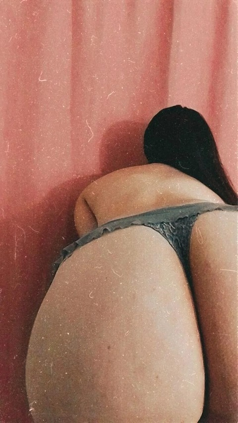 Header of sweetsofiiii