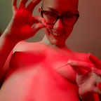 Tasmania De Ville (@tasmaniadeville) Leaked OnlyFans 

 profile picture