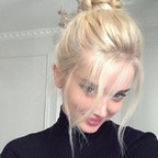 tinaqueen95 (TIna) OnlyFans Leaked Videos and Pictures 

 profile picture