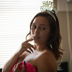 veronicawood21 OnlyFans Leaked Photos and Videos 

 profile picture