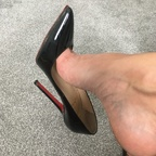 wellwornbymitzy (Well worn by Mitzy) free OnlyFans Leaked Content 

 profile picture