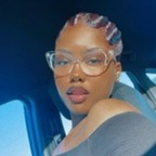 youngand20fine (Fine Ass Kira 🌻✨🐝🍯) OnlyFans content 

 profile picture