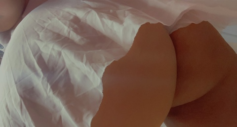 Header of yoursweetlovee